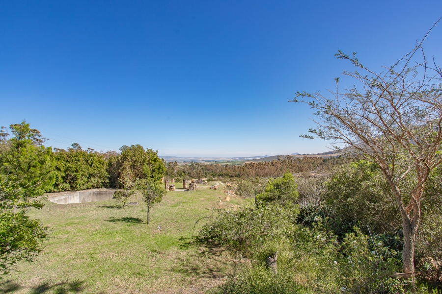 To Let Commercial Property for Rent in Bainskloof Western Cape